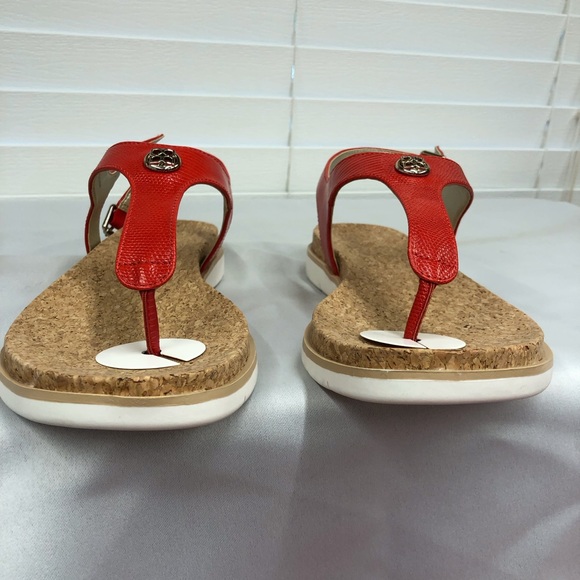 NIB Kelly & Katie Red Sandals - Picture 8 of 16